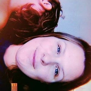 Meet your Posher, Desirae